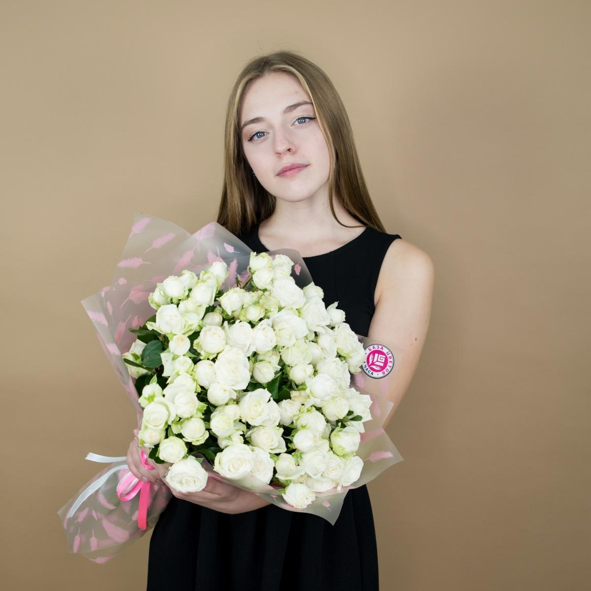 Розы кустовые белые код товара: 408