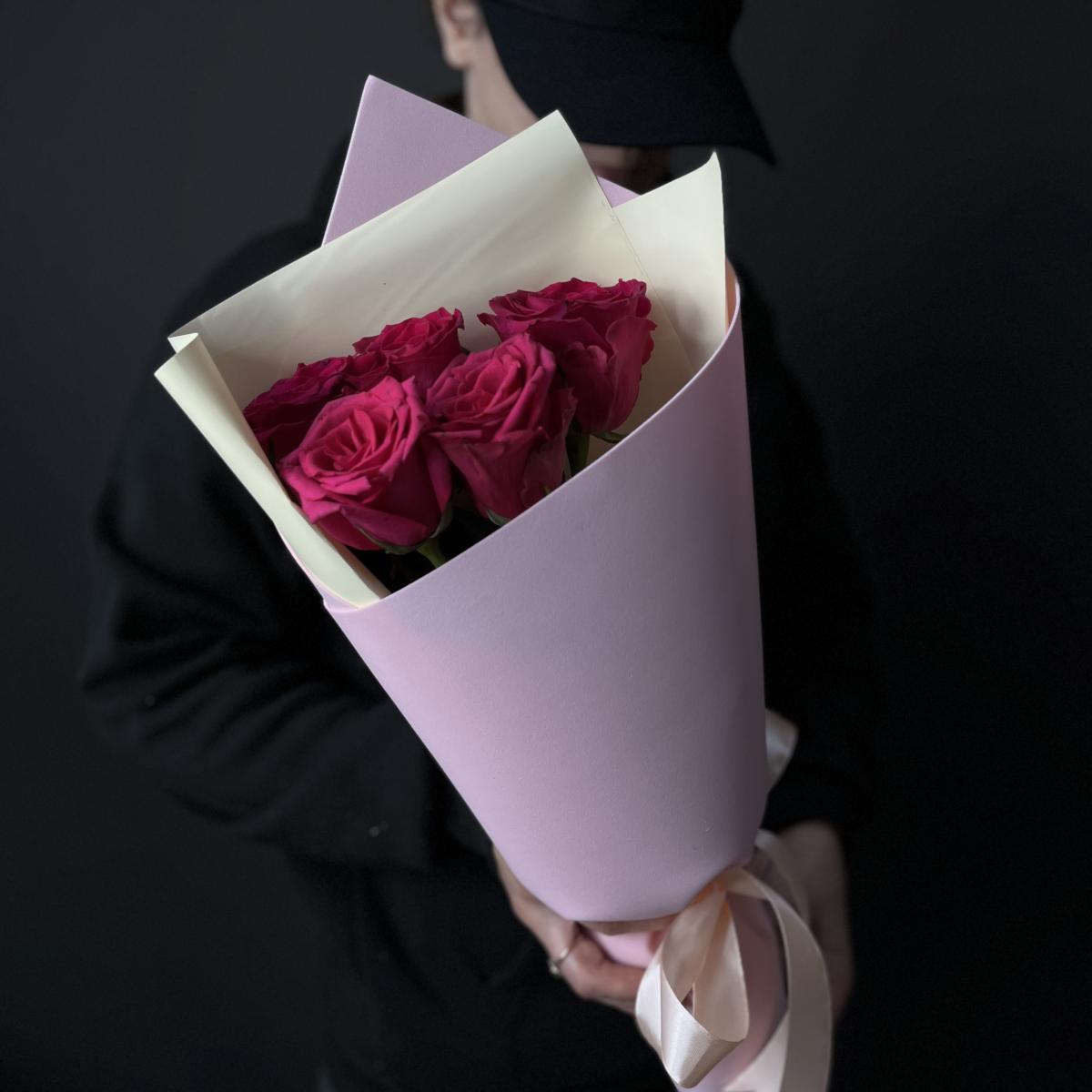 Роза розовая (Эквадор)